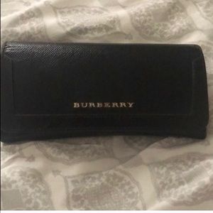 Burberry women’s wallet Circa 2010